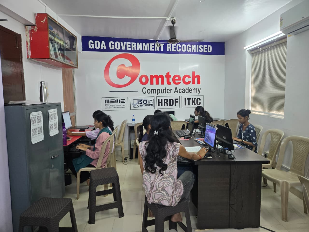 Focused small batch learning atmosphere